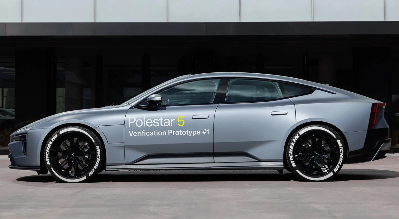 un prototipo di Polestar 5