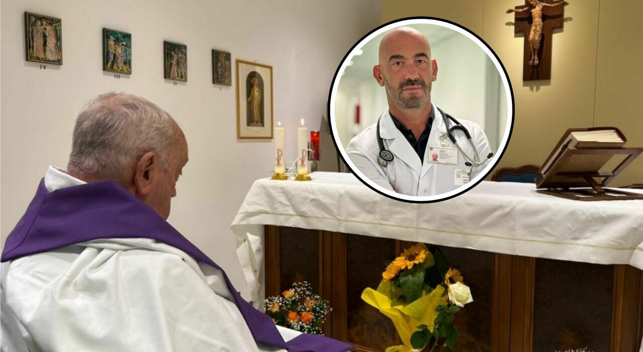 Papa Francesco e la foto, Bassetti: «In un mese è come se avesse preso 5 anni». Come sta davvero