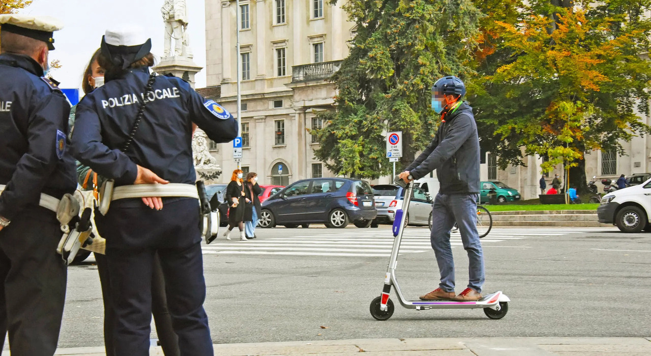 Monopattini, crollo di noleggi e vendite con il nuovo Codice della strada:  30% nelle principali citt?à, a rischio migliaia di posti di lavoro