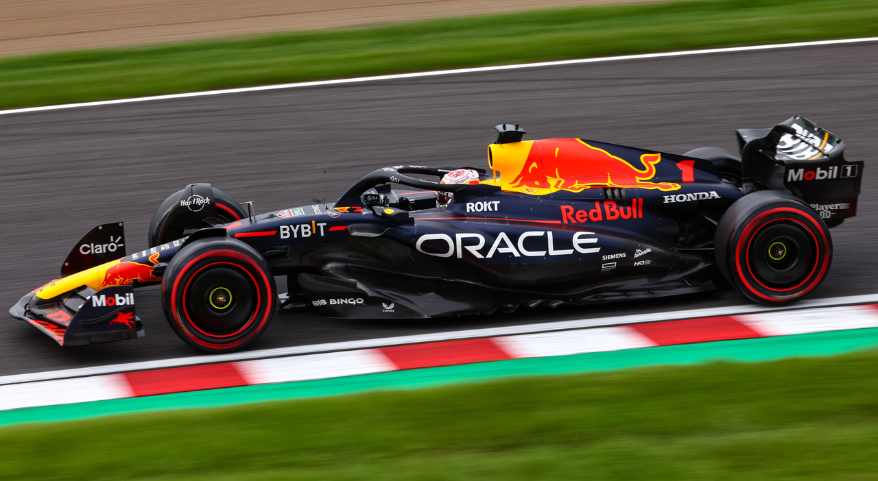 La Red Bull di Max Verstappen conquista la pole position a Suzuka