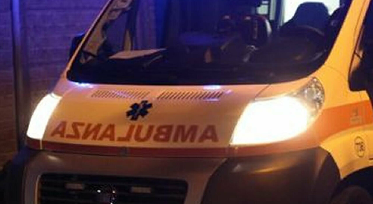 Sparatoria fuori da un locale: uccisa 19enne, quattro feriti. L