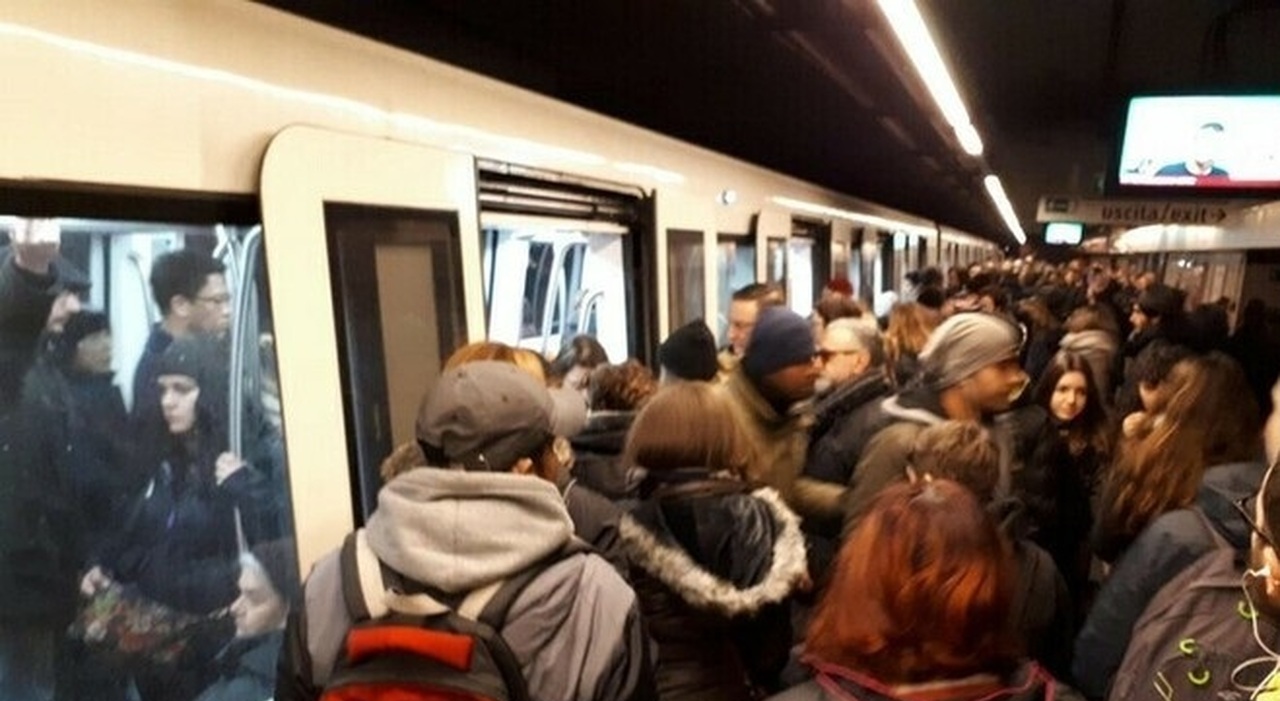 Stabbing Incident on Rome Metro Platform