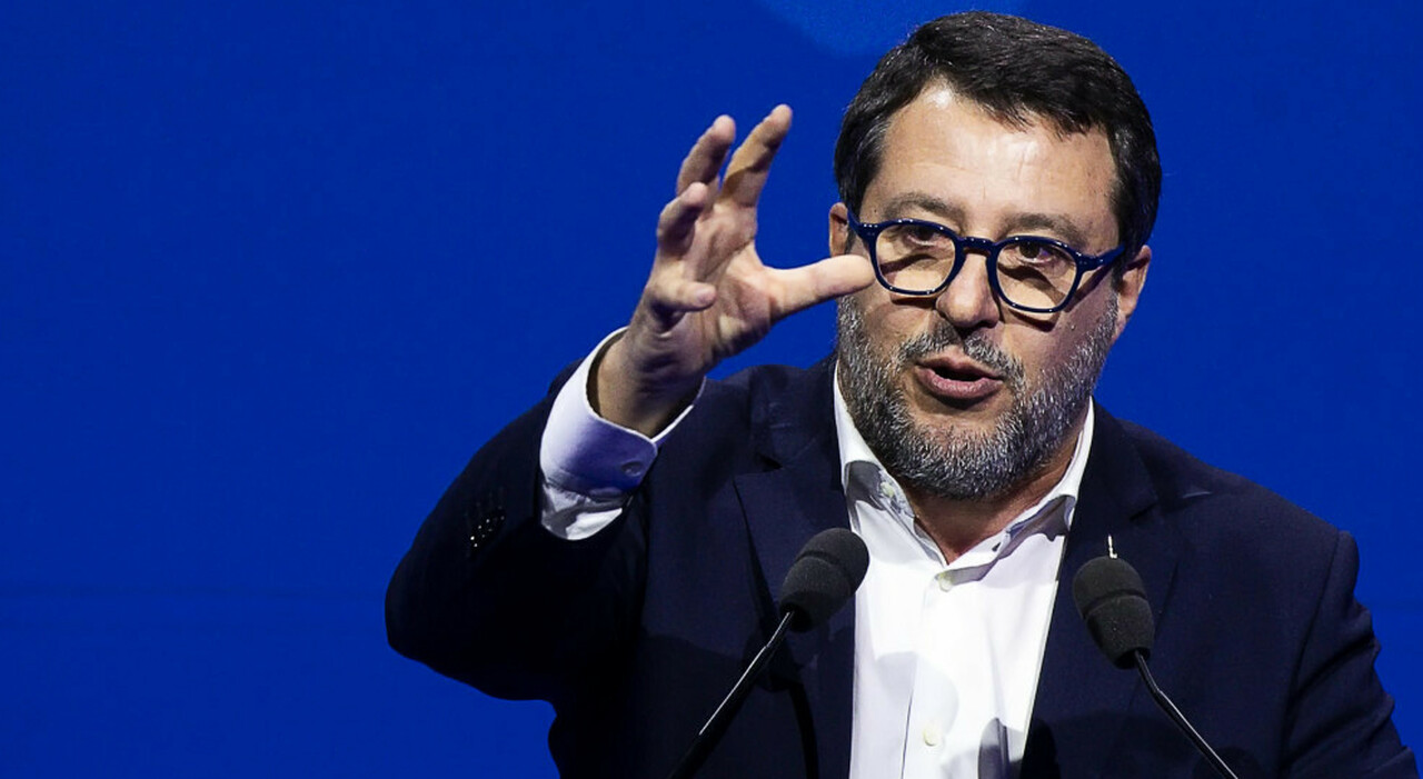 il vicepremier e ministro delle Infrastrutture e dei Trasporti, Matteo Salvini