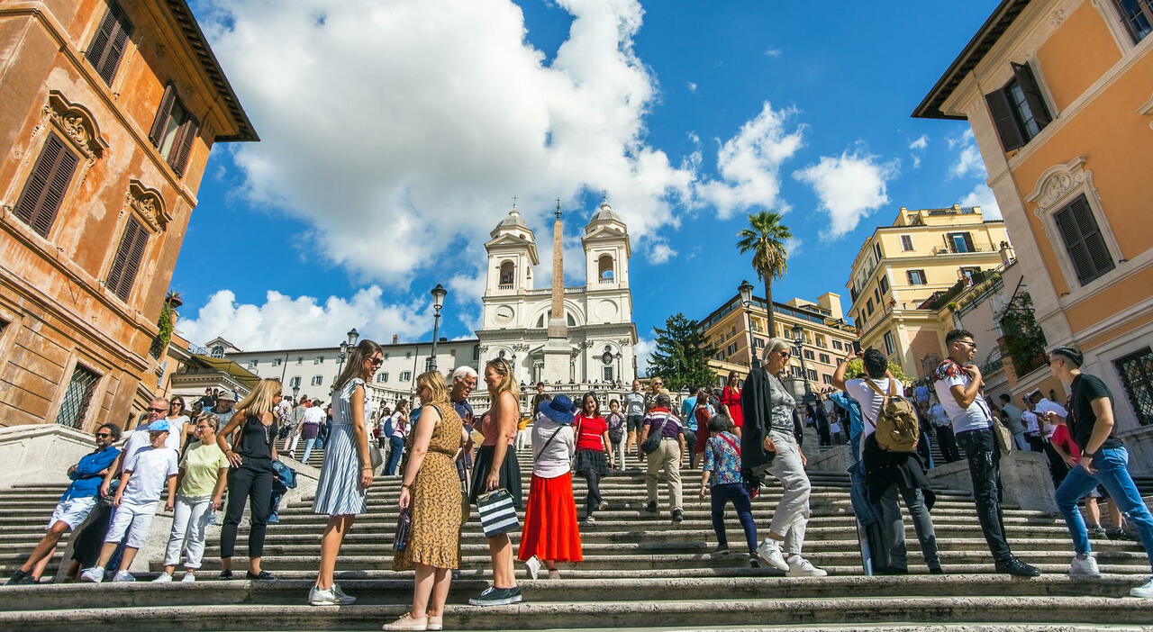 “Rivoluzione Francese a Roma: Il Nuovo Sguardo su Trinità dei Monti e i Tesori Nascosti”