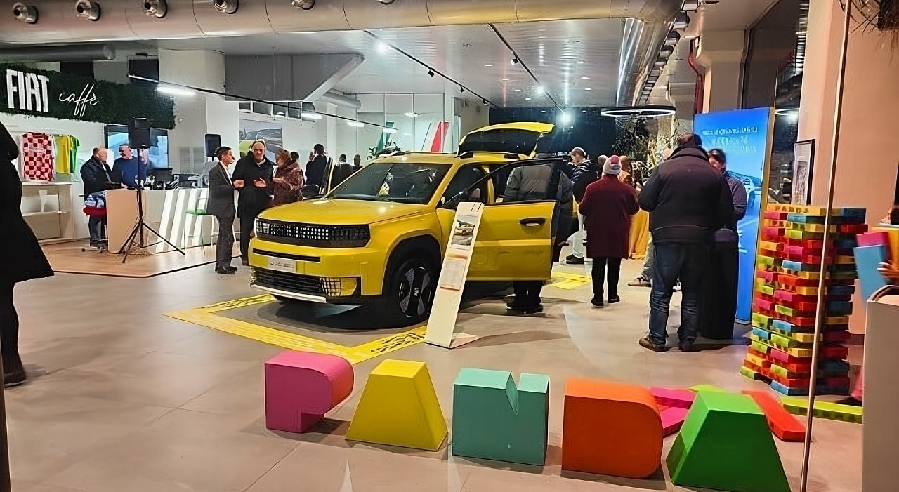 Fiat Grande Panda, al via il tour per l'Italia con “La Prima”