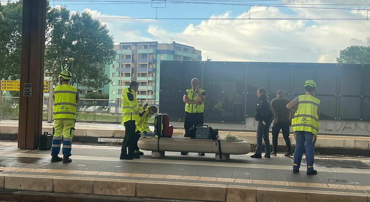 Madre e figlia travolte e uccise da un treno in stazione: tragedia a Montesilvano. Dinamica da chiarire