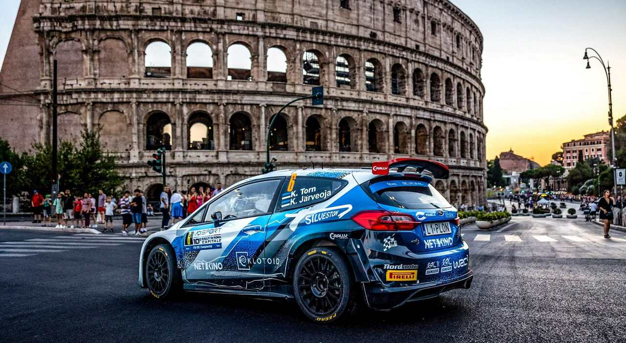 lo spettacolo del Rally di Roma Capitale 2023 nuovamente a due passi dal Colosseo
