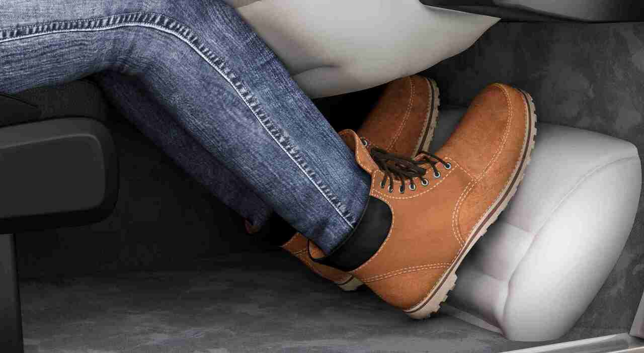 L'airbag per le caviglie di ZF