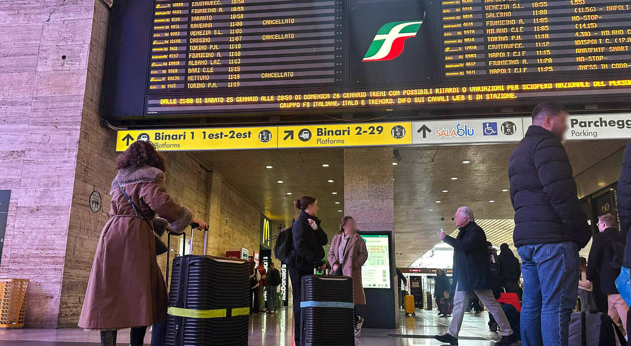 Roma Napoli, caos a Termini: ritardi di oltre 60 minuti. Ancora disagi sull