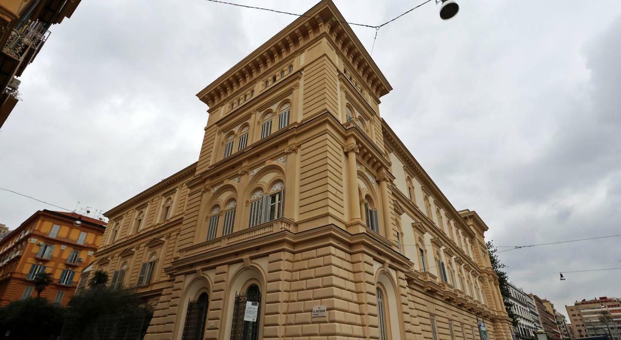 Palazzo Sirignano a Napoli diventa hotel a cinque stelle, operazione da 50 milioni: «È una sfida per la città»