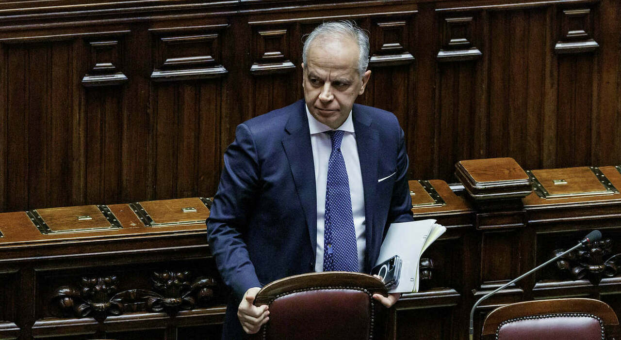 Piantedosi: «Il Ddl sicurezza va approvato presto, non escludo di incontrare i genitori di Ramy. Il Viminale? Non lascio»