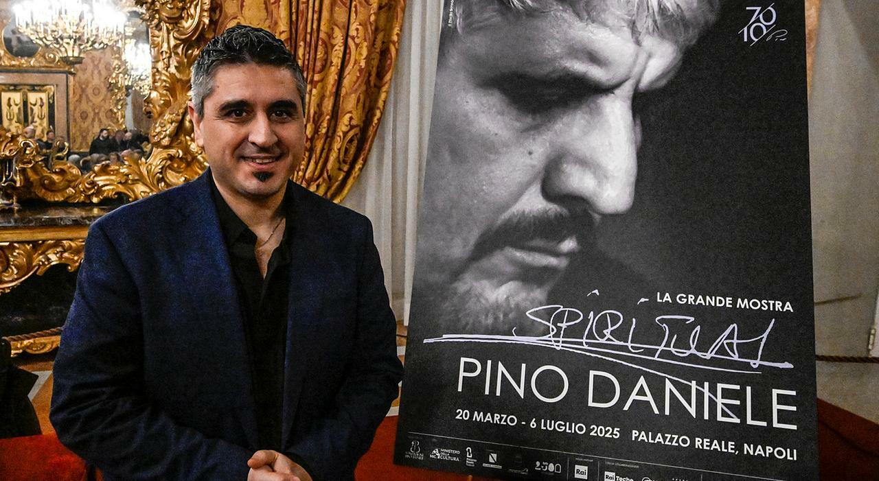 Napoli, la mostra su Pino Daniele a Palazzo Reale