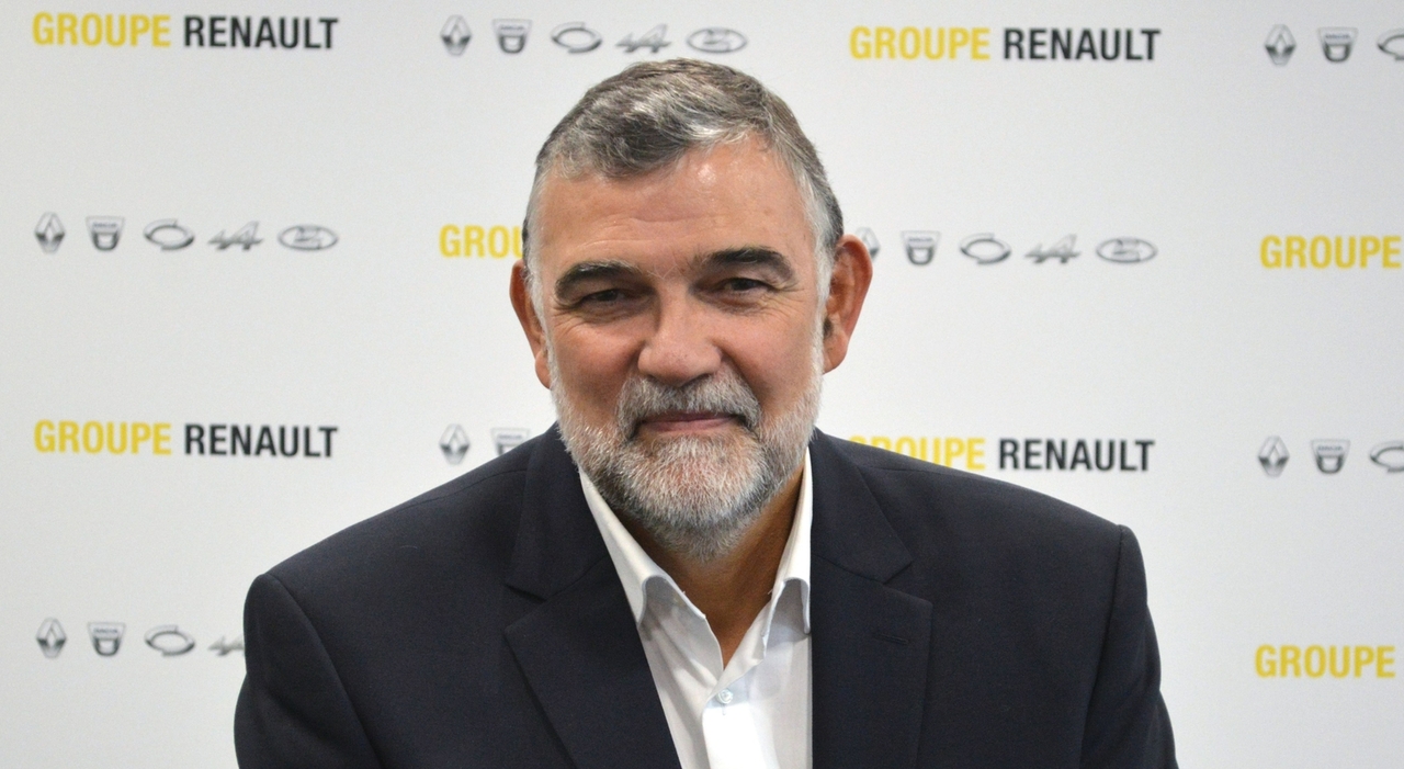 Gilles Le Borgne è entrato in Renault nel 2020 dopo oltre 3 decenni trascorsi in PSA. Attualmente è vice presidente Engineering per il gruppo Renault