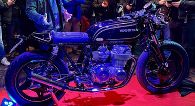 Ombromanto, cento appassionati per realizzare questa special Cafè Racer. Uscita dalla prima officina condivisa in Italia