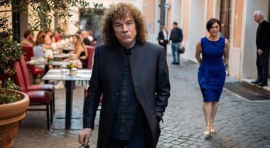 Riccardo Cocciante: A Musical Journey and Humanitarian Efforts