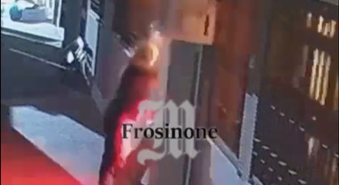 Attentato incendiario al Pianeta Outlet sulla Monti Lepini, pochi ...