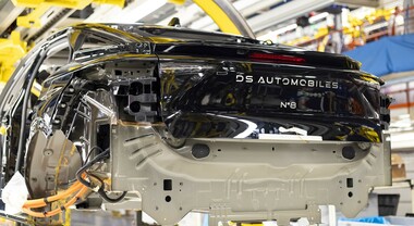 Melfi fabbrica globale. Parte la produzione della DS N°8 che precede la Jeep Compass e la Lancia Gamma