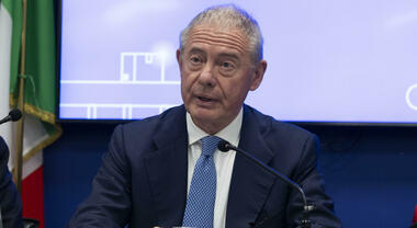 Urso: «Calo produzione italiana legato a questione UE. L'auto europea è ormai al collasso»
