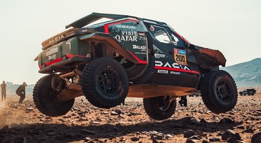 Dacia Sandriders, pronto il debutto al Safari in Sudafrica. Nasser Al-Attiyah si presenta in testa alla classifica piloti