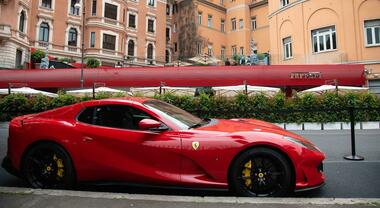 Ferrari rivoluziona i suoi concessionari: lo showroom Samocar di Roma fa da apripista