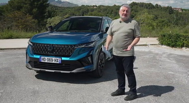 Austral cambia marcia: ecco come cambia il rinnovato Suv di Renault