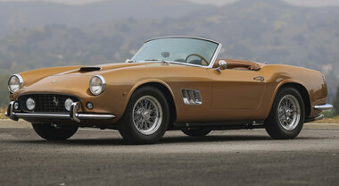 Ferrari 250 California e Lada Niva, i due volti del collezionismo nell'asta del 15 e 16 agosto a Pebble Beach