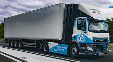 Toyota, logistica a zero emissioni in Europa. Schierati 4 veicoli con celle a combustibile sulle rotte