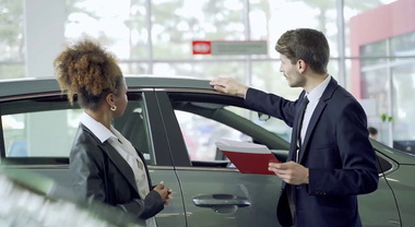Nel 2025 mercato dell’auto in calo in Europa: ​diminuite dello 0,6% le vendite nei primi 5 mesi del 2025
