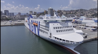 Gnv Orion battezzato a Genova e in arrivo altri sei super traghetti con tecnologie ambientali avanzate
