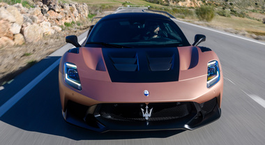 Maserati GT2 Stradale, la più grintosa di tutte. È l'anello di congiunzione tra la strada e la pista