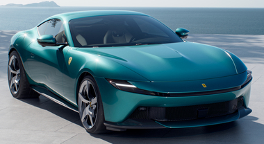 Amalfi, sogno Ferrari. Non è estrema, ma utilizzabile tutti i giorni. Ha performance da urlo: 320 km/h, 0-100 in 3,3”