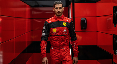 Giovinazzi rinnova il contratto con Ferrari: «Essere pilota ufficiale nel WEC e terzo pilota in F1 è motivo di grande orgoglio»