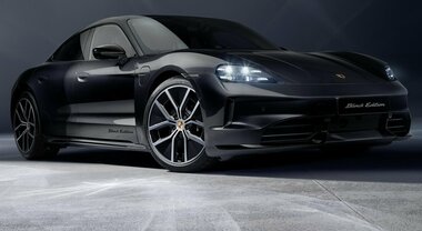 Porsche al Festival of Speed di Goodwood: show di Cayenne e Taycan Black Edition