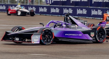 FE, Porsche in pole a Berlino, terz'ultimo ePrix del mondiale. Wehrlein avvicina ancora Rowland (Nissan), quarto in griglia