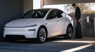 Auto elettrica, accelerazione nelle vendite. Non solo nel mondo guidato dalla Cina, ma anche in Italia
