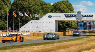 Pirelli, una parata di 10 mila cavalli al Festival of Speed di Goodwood per festeggiare i 40 anno del P Zero