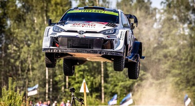 Wrc, Solberg, dal Wrc2 al comando del Rally Estonia con la Gr Yaris Rally1. Poi le Hyundai di Tänak e Neuville