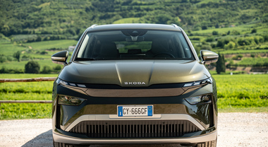 Skoda Enyaq: il gigante buono si fa smart. Suv o Coupé, ma sempre elettrico