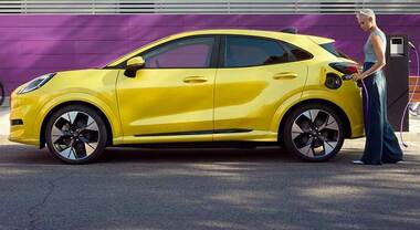 Auto elettrica occidentale vola nel Regno Unito: Ford, Renault e Mini, male invece le giapponesi