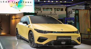 Leapmotor svela la B05 all'IAA di Monaco. È una compatta elettrica dal design sportivo