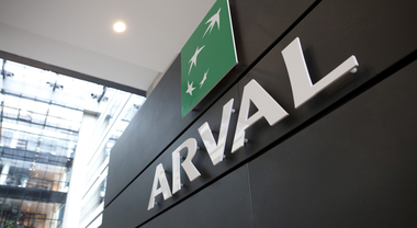 Mercedes vuole disfarsi di Athlon dopo FreeNow e della quota di Nissan, Arval favorita per l’acquisizione