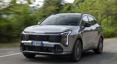 Kia Sportage 2026, evoluzione a 360°: look dinamico e più sprint