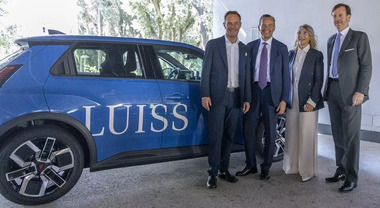 Luiss Green Mobility si rinnova con Acea e Renault Italia. La 5 E-Tech Electric disponibile per studenti, docenti e staff dell'università