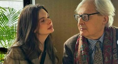 Vittorio Sgarbi in lite con la figlia Evelina, lei chiede il sostegno e lui  si oppone: