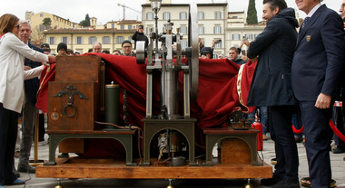 Asi protagonista a Auto e Moto d'Epoca con il primo motore a scoppio della storia. Progetto del 1853 di Barsanti e Matteucci