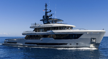 Columbus Crossover 42: l'explorer di lusso che può navigare anche in aree marine protette