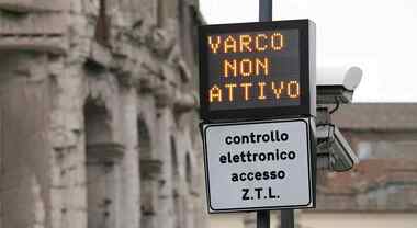 Roma, niente blocco diesel euro 4 e 5 dal 1° novembre. La Regione Lazio vara nuova ztl-Fascia Verde