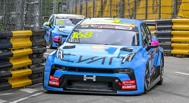 TCR World Tour: Yann Ehrlacher (Lynk & Co) è il nuovo campione, Hyundai vince a Macao