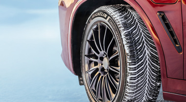 Michelin Crossclimate ora &egrave; anche sportivo. La gamma dell'All Season di riferimento si sdoppia