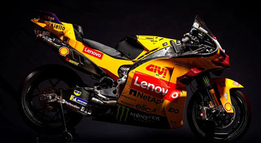 Ducati celebra la sua storia racing con 2 livree speciali sulle Desmosedici GP di Bagnaia e Bulega